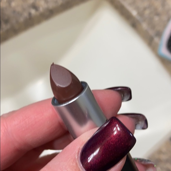 Brand new Mac matte lipstick - Picture 1 of 3